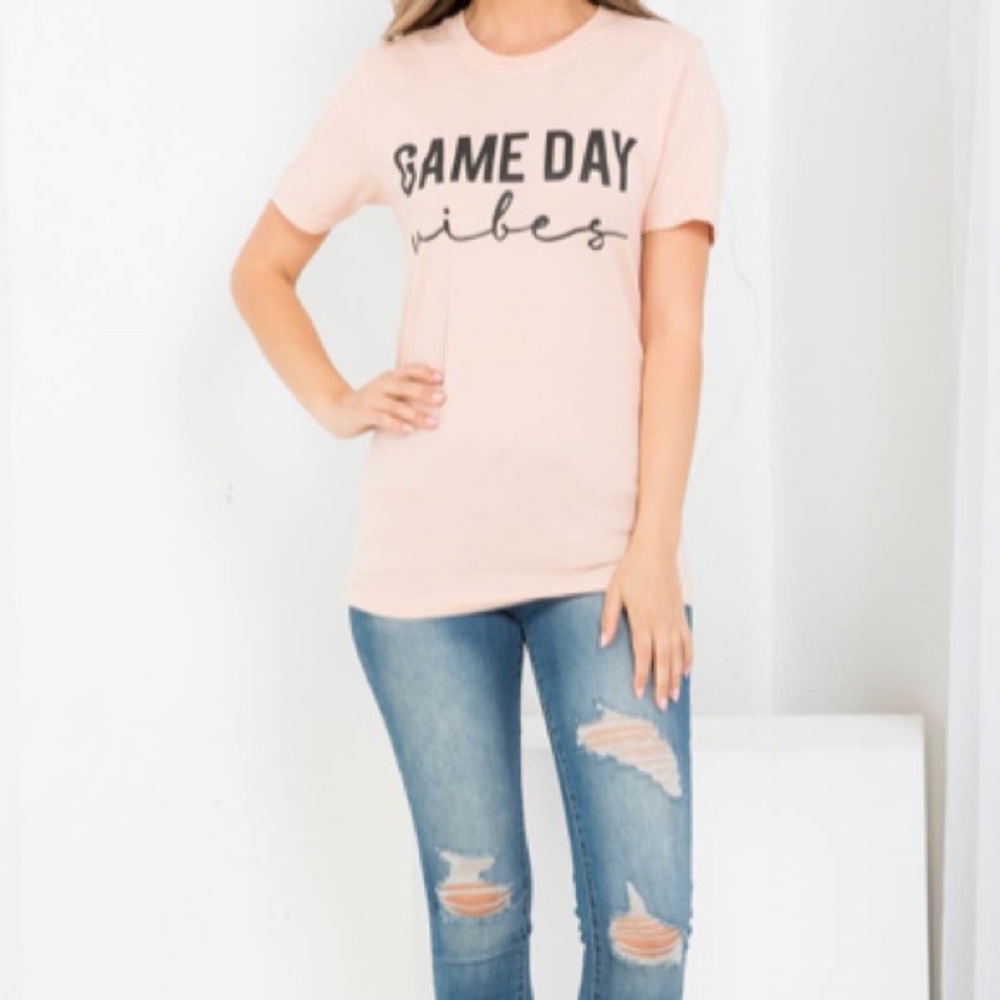 ‘Game Day Vibes’ Short Sleeve Graphic Tee - Picture 7 of 7